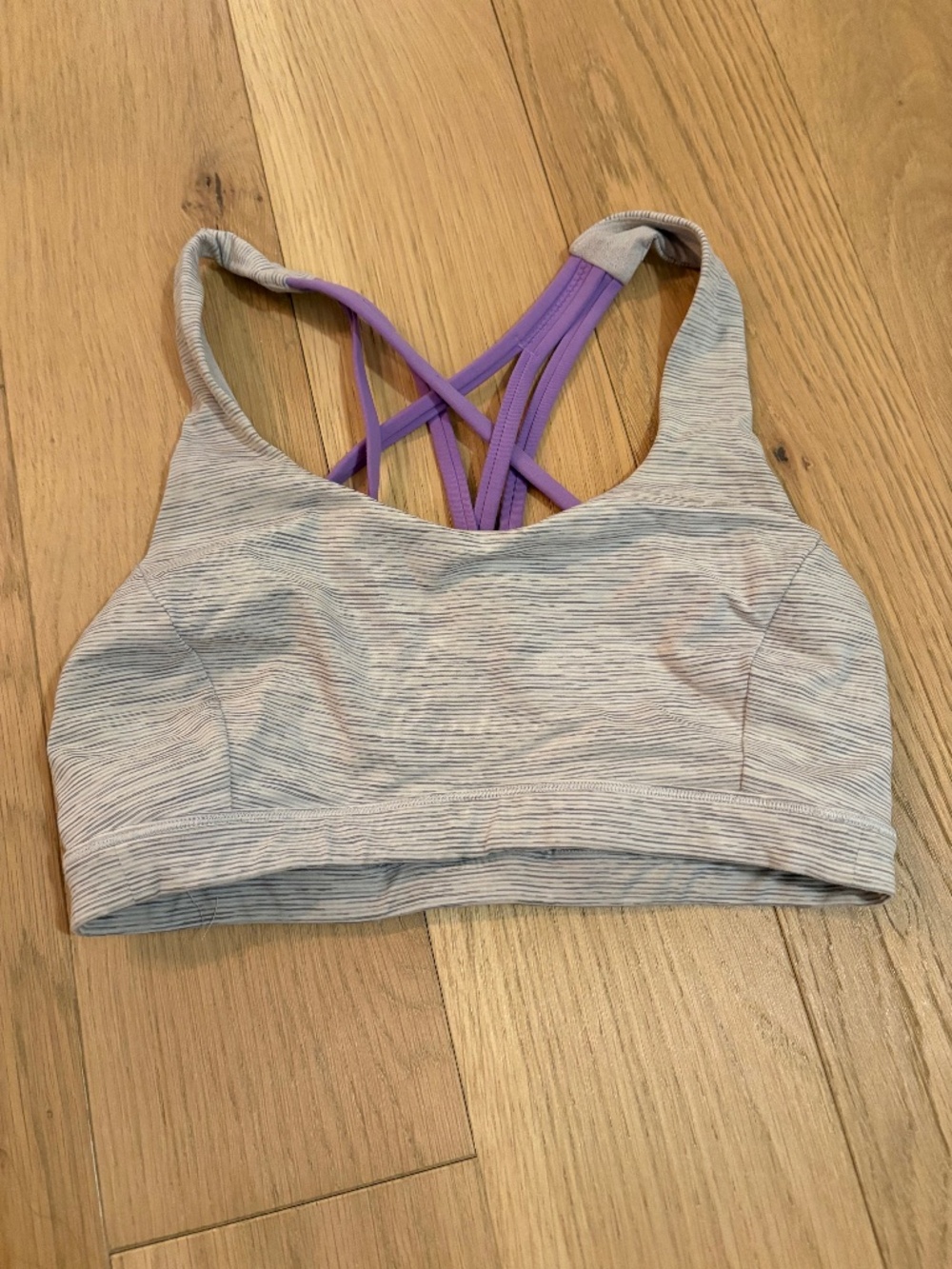 Lululemon sports bra